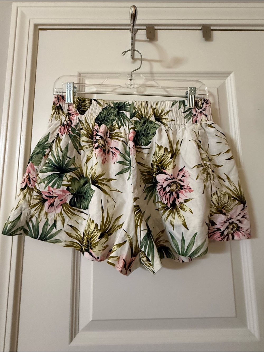 Pink Martini White Floral High-Waist Botanical Print Shorts Pockets Size Medium